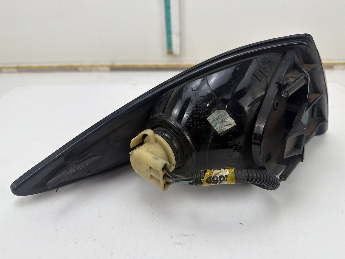 2000-2002 Chevrolet Cavalier Front Left Driver Side Corner Parking Light OEM