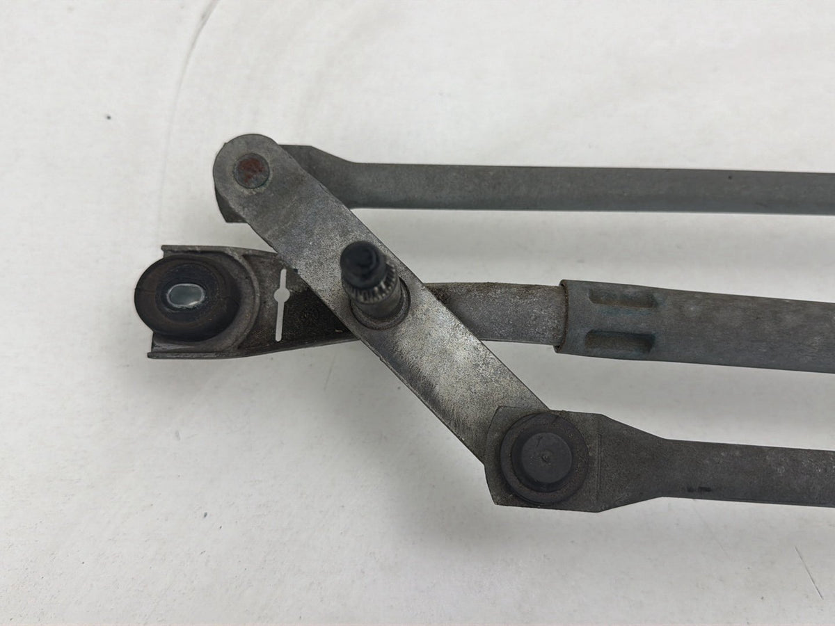 2013-2016 Lincoln MKZ Front Windshield Wiper Linkage W/Motor OEM