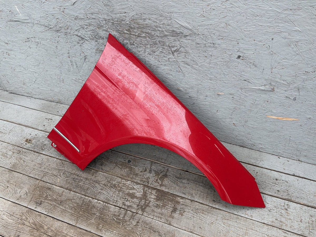 2010-2013 Mercedes-Benz E350 E-Class Front Right Passenger Side Fender OEM
