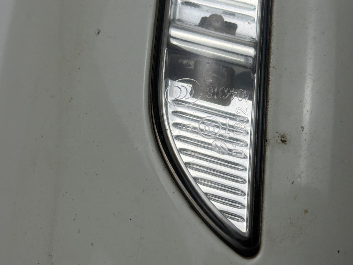 2006-2009 Mercedes-Benz E350 Left Side Door Mirror Power Fold Turn Signal OEM