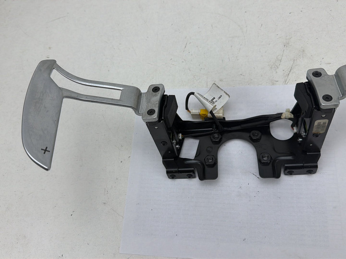 2014-2017 Maserati Ghibli Front Left Steering Paddle Shift 670065544 OEM