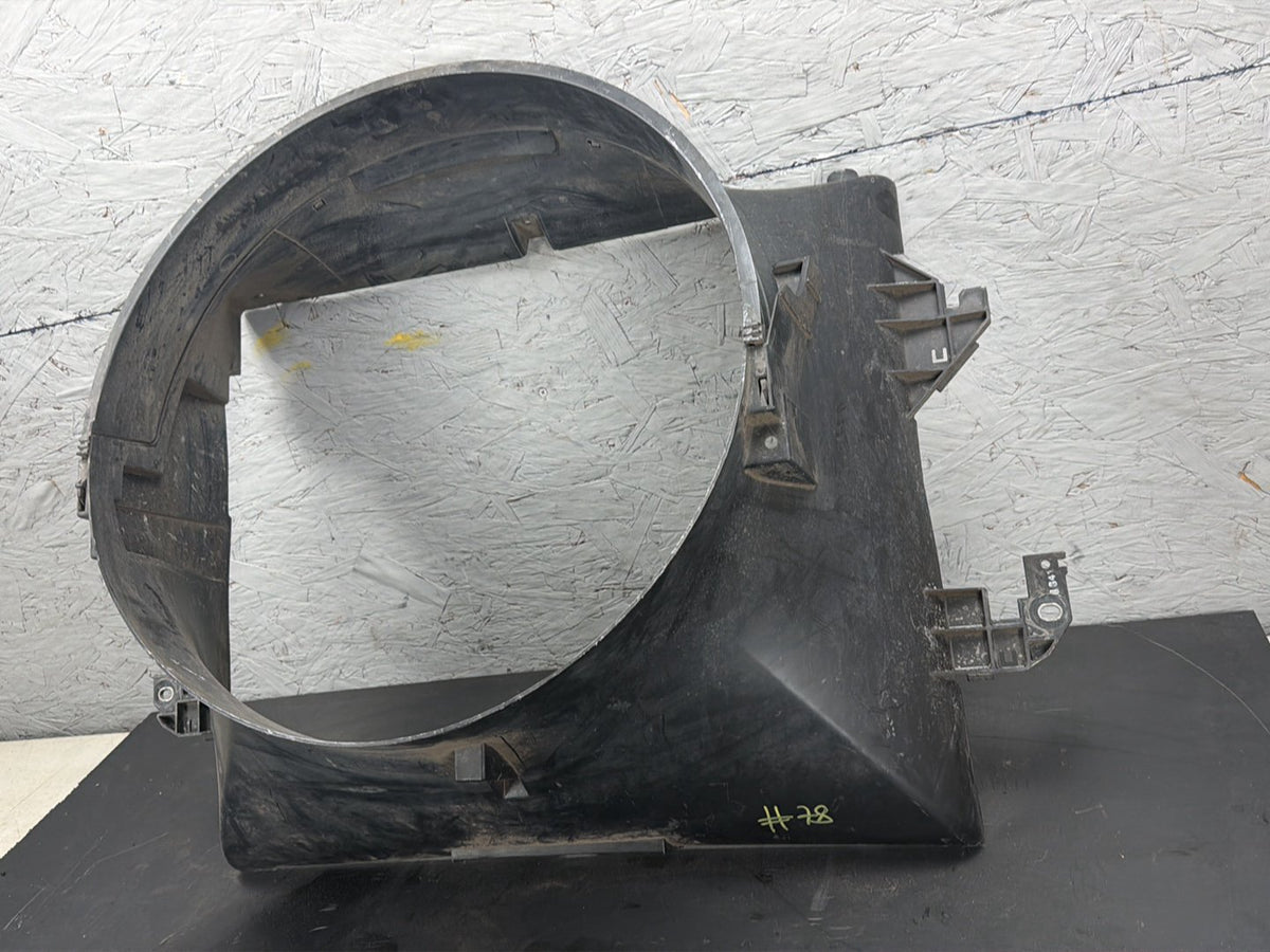 2013-2018 Ram 1500 5.7L Engine Radiator Cooling Fan Shroud OEM