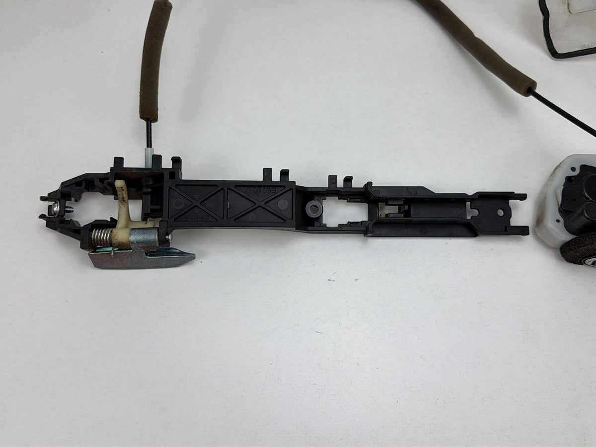 2010-2013 Infiniti G37 Front Right Door Latch Lock OEM
