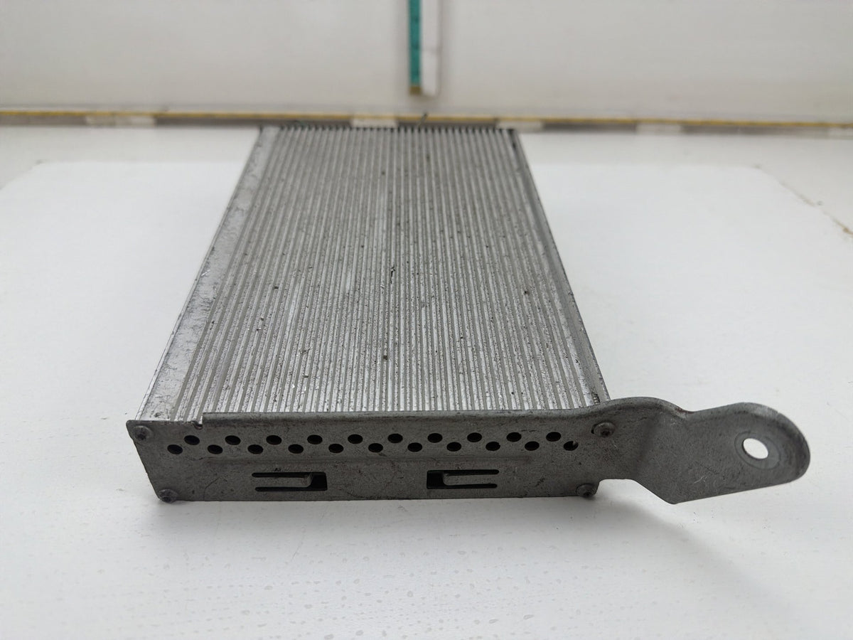 2004-2005 Toyota Sienna Radio Audio Sound System Amplifier Amp JBL OEM