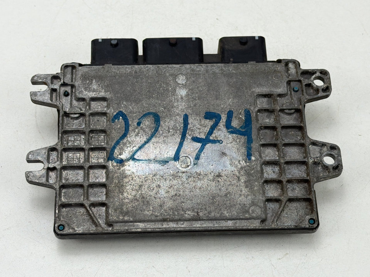 2008-2010 Nissan Rogue Engine Computer/ ECU Control Module MEC121-010 OEM