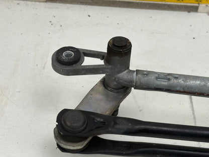 2014-2020 Maserati Ghibli III M157 Front Windshield Wiper Motor & Linkage OEM