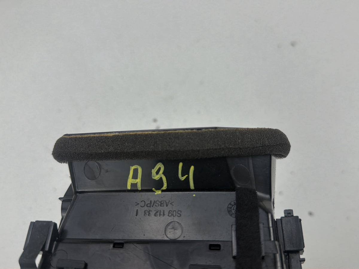 2007-2011 Volkswagen CC Right Passenger Side Dash Air Vent 3AB 819 702 A OEM