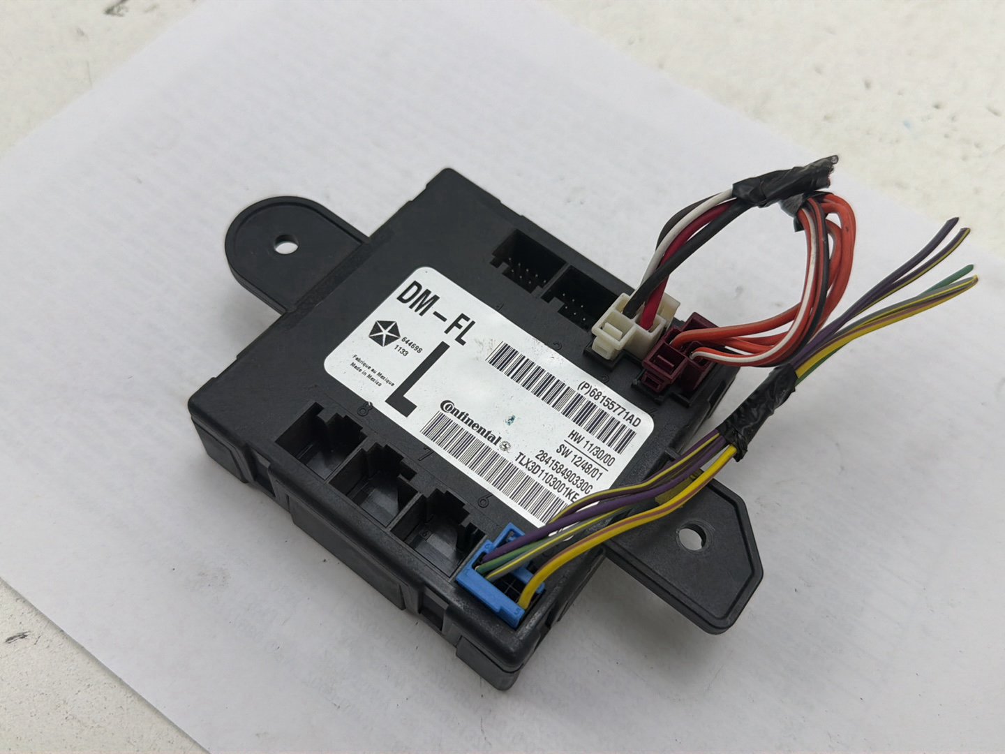 2013-2018 Ram 1500 Front Left Driver Side Door Control Module 68155771AD OEM