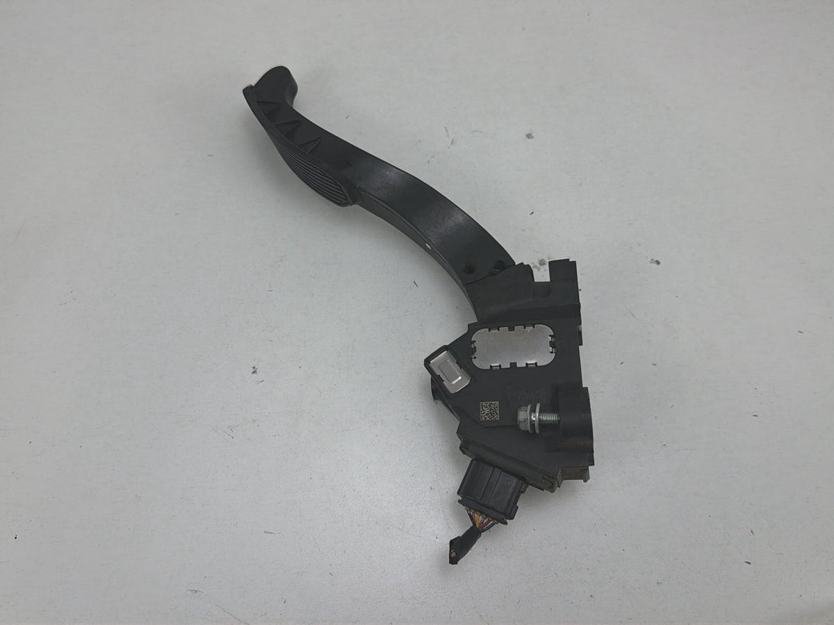2009-2010 Pontiac Vibe Accelerator Gas Pedal 78110-08010 OEM