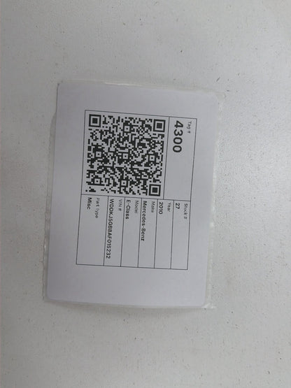 2010-2013 Mercedes-Benz E-Class-Front Right Door Control Module A2079001000 OEM