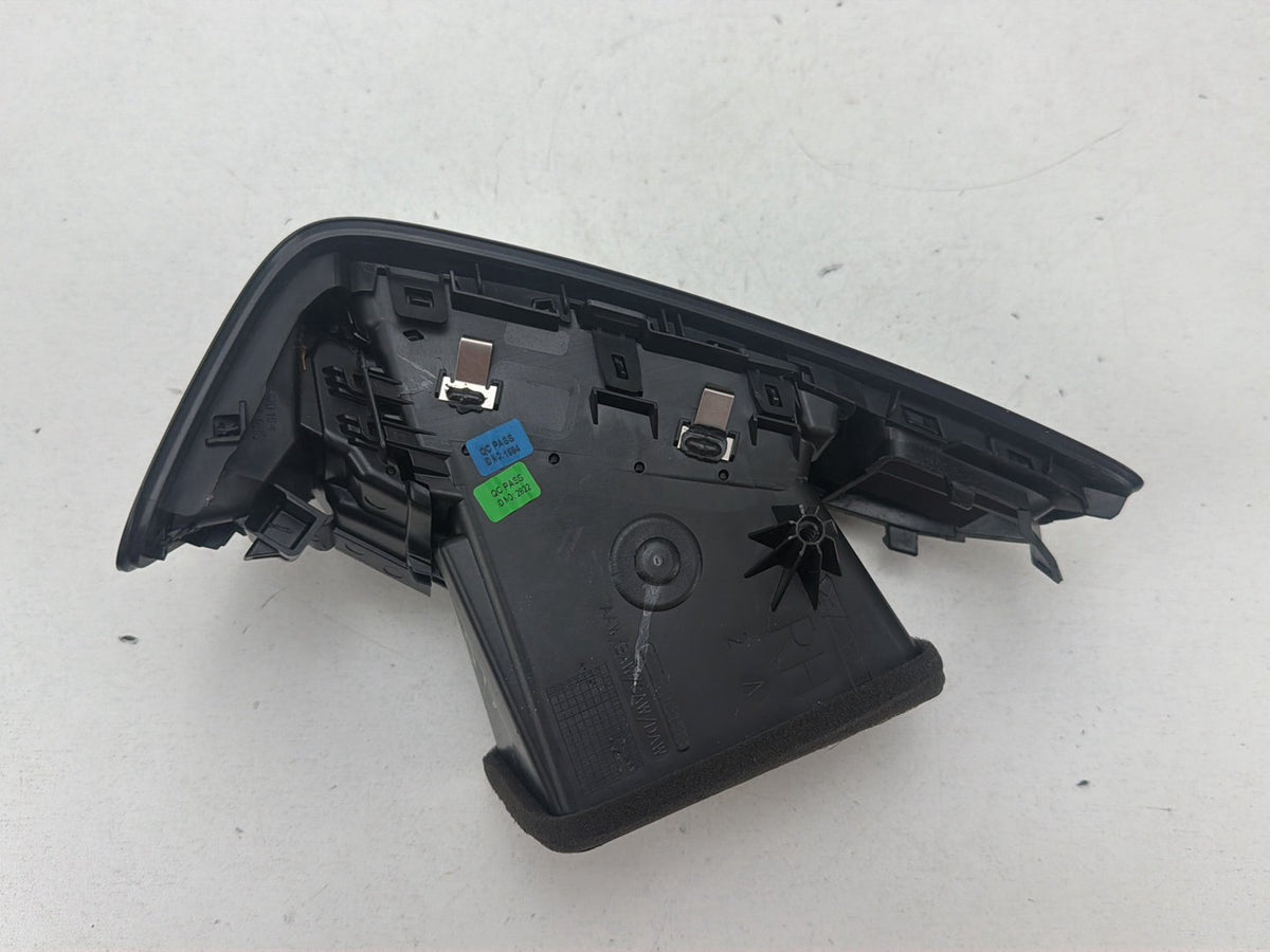 2012-2014 Ford Focus MK2 Front Right Dashboard Air Vent BM51018B08 OEM