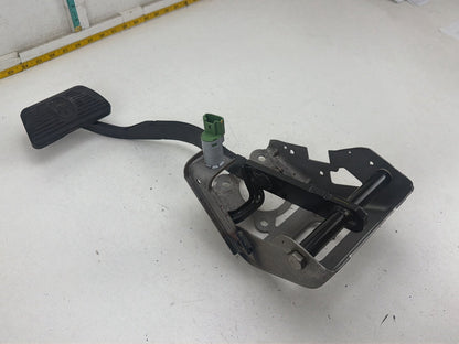 2014-2017 Maserati Ghibli III M157 Pedal Brake Stop Foot With Pad Bracket OEM