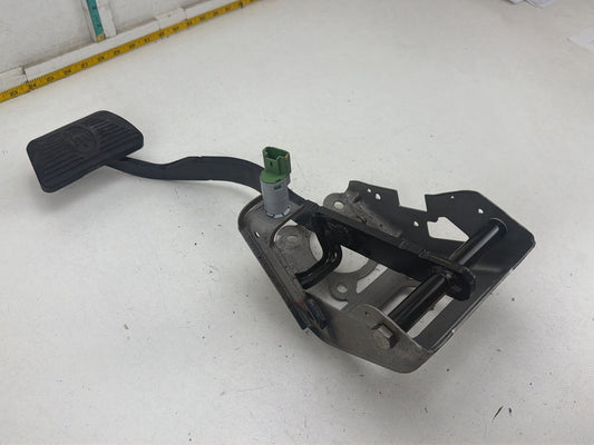 2014-2017 Maserati Ghibli III M157 Pedal Brake Stop Foot With Pad Bracket OEM