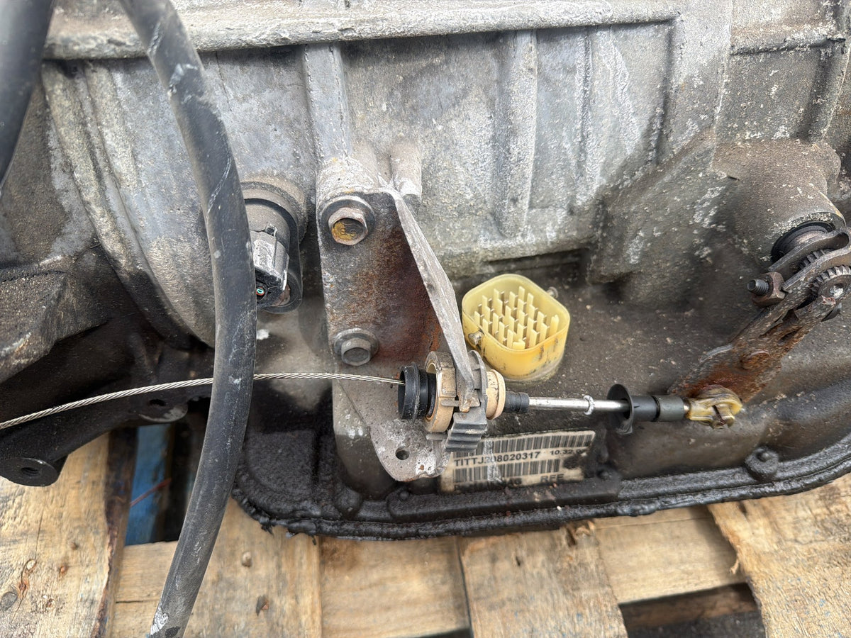 2011-2013 Jeep Grand Cherokee WK 5.7L V8 Automatic Transmission Assembly OEM