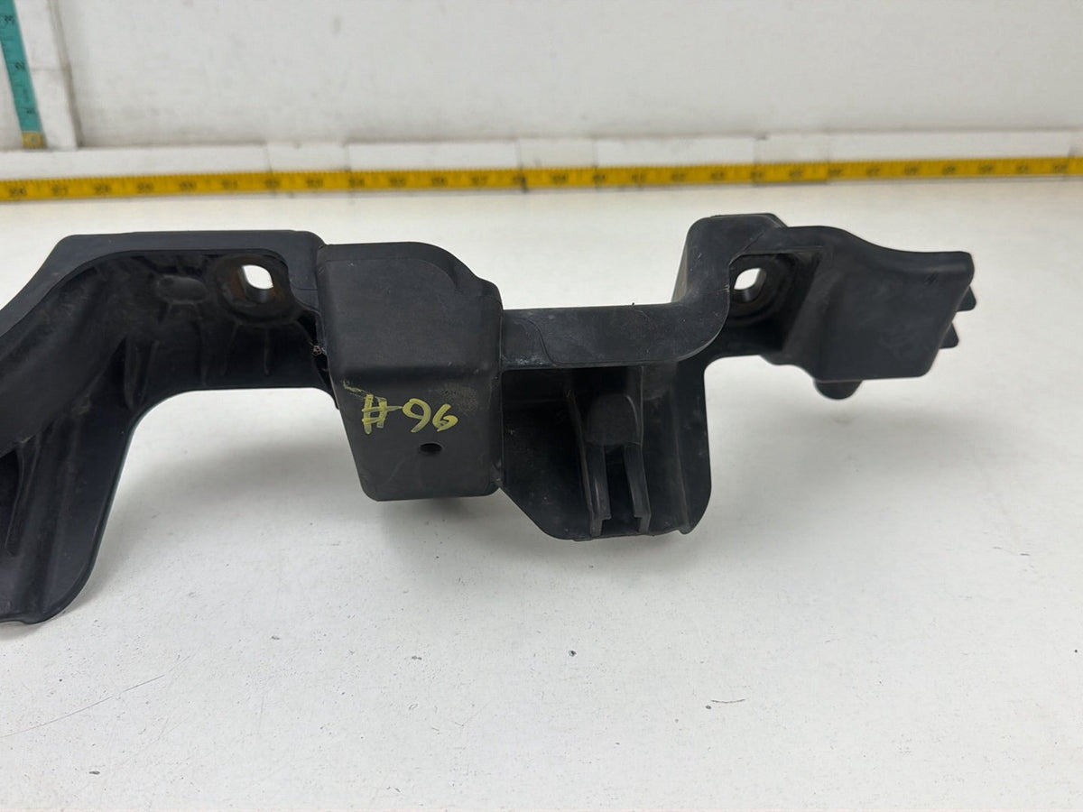 2010-2011 Buick LaCrosse - Rear Bumper Upper Retainer OEM
