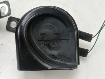 2013-2018 Nissan Altima High Low Tone Dual Snail Horn Set E358943 OEM
