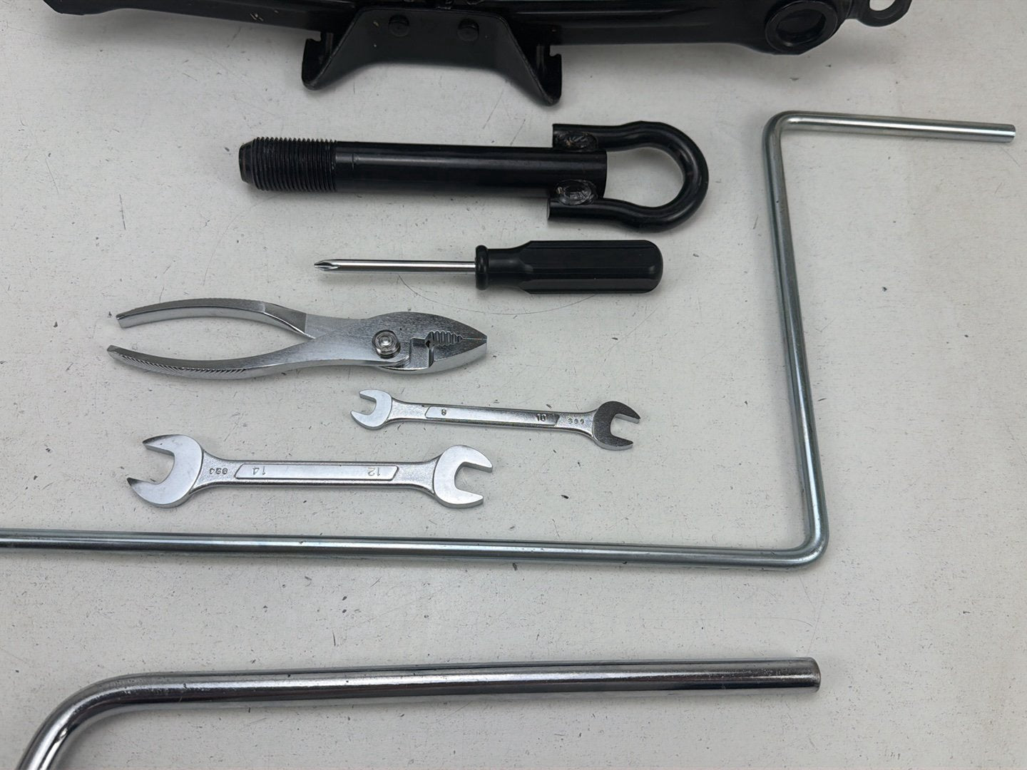 2007-2012 Lexus ES350 Spare Tire Scissor Jack Tool Kit OEM