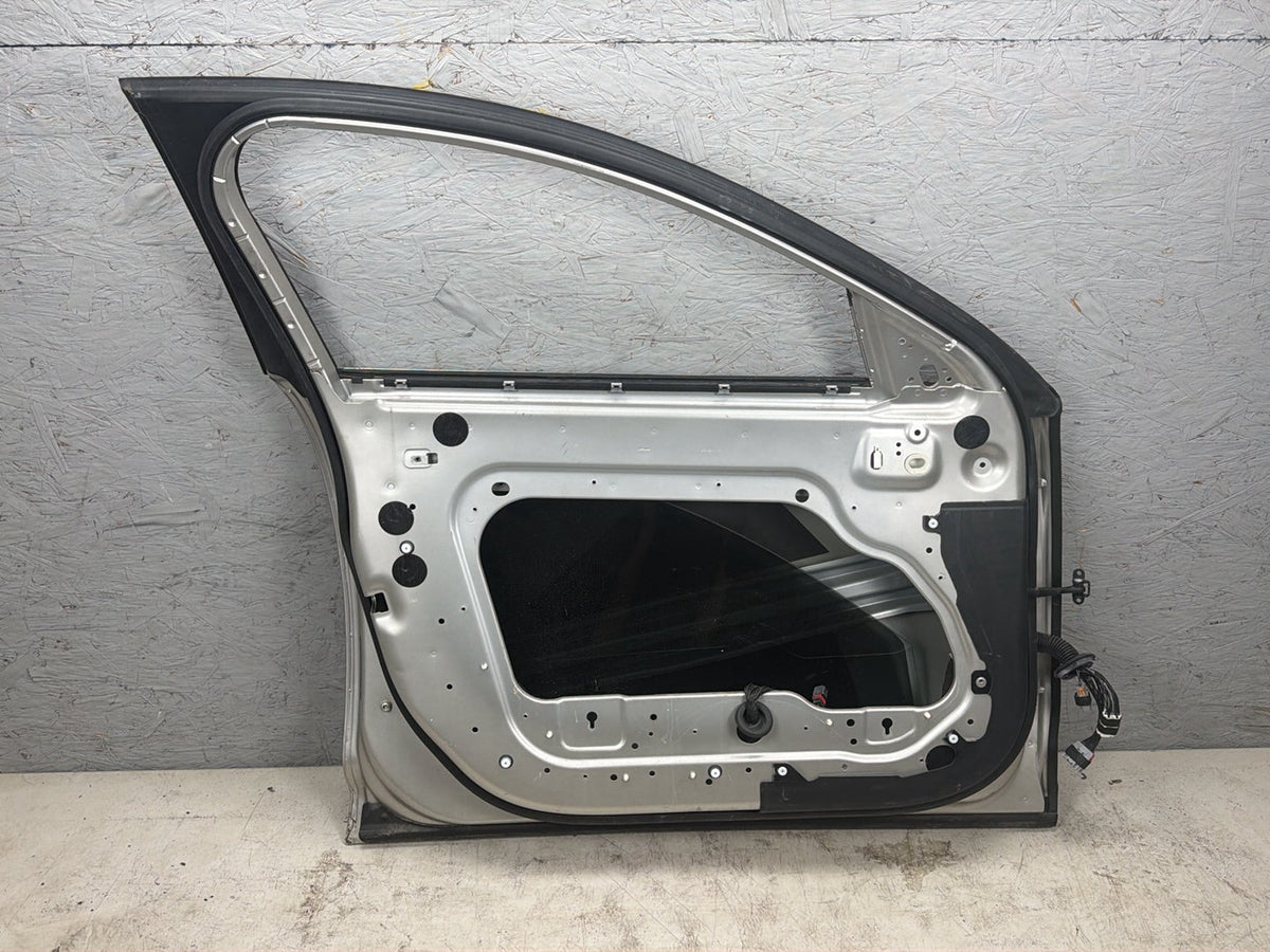 2014-2019 Jaguar XJ Front Left Driver Side Door Shell 9320221 OEM