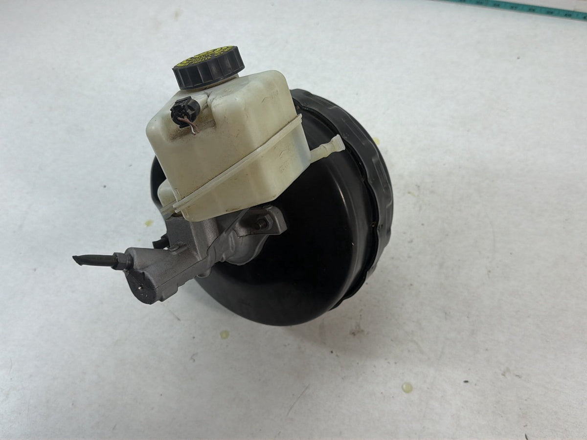 2010-2013 Mercedes-Benz E-Class Power Brake Booster Master Cylinder OEM