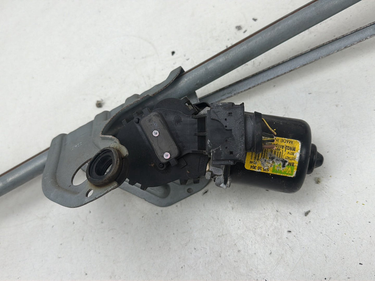 2007-2011 Mini Cooper S R56 Wiper Transmission Linkage with Motor 535 55 304 OEM