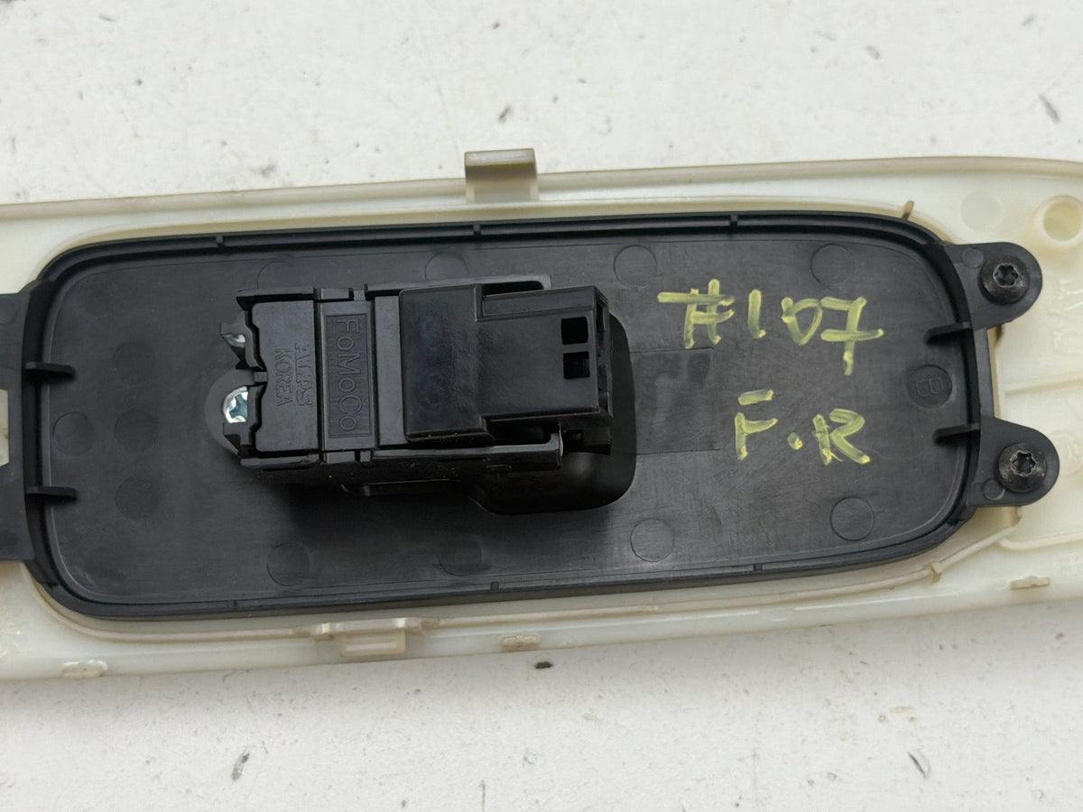 2011-2018 Volvo S60 - Right Front Door Window Switch Surround PN: 9123969RH OEM