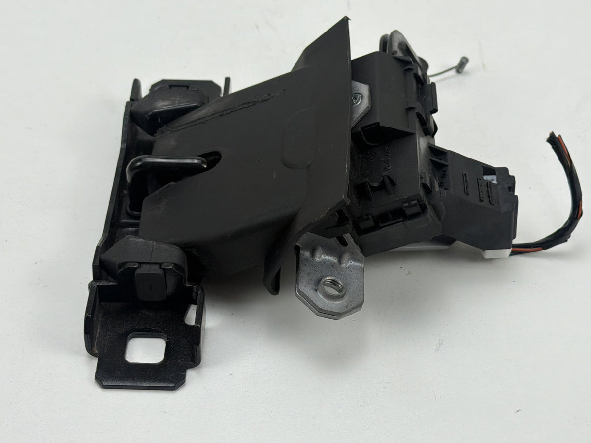 2012-2018 Volvo S60 - Trunk Lid Lock Actuator 5M51R404B12 OEM