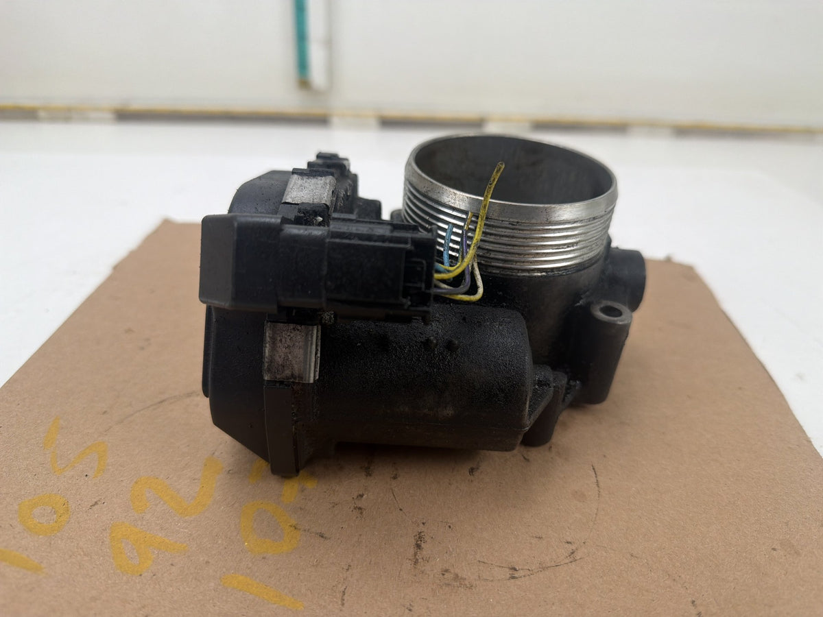2011-2016 BMW 550i xDrive 4.4L Engine Throttle Body 7555944 OEM