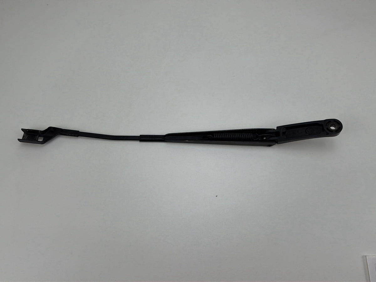 2013-2017 Volkswagen Tiguan Windshield 5K6 955 707 B OEM