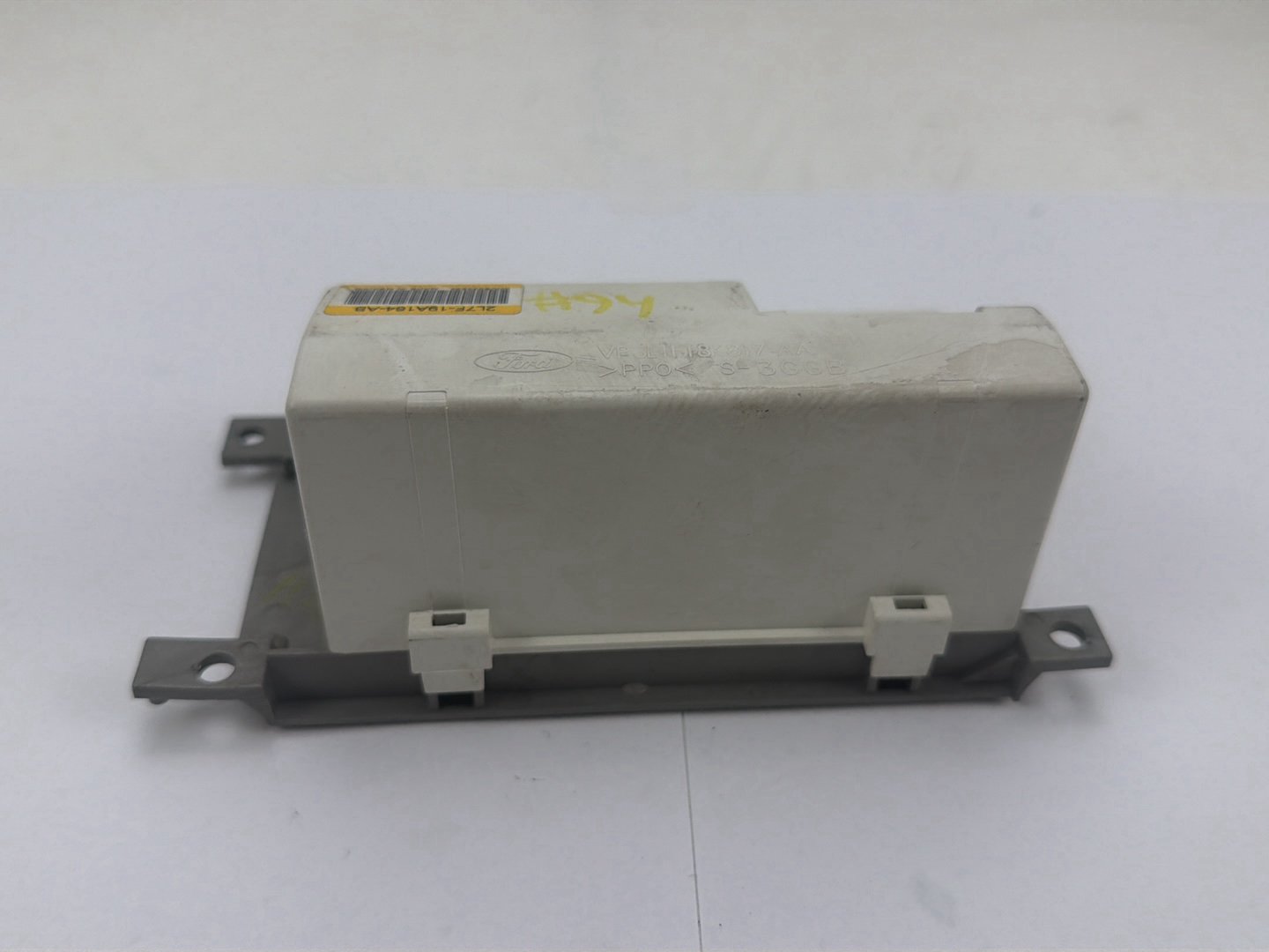 2003-2006 Lincoln Navigator U228-Audio Radio Headphone Control 2L7F-19A164-AB OEM