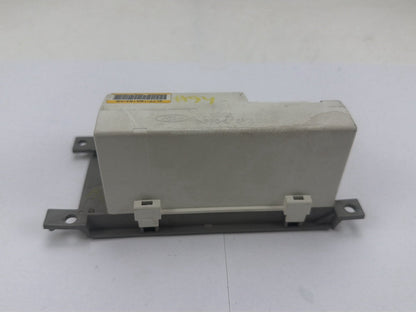 2003-2006 Lincoln Navigator U228-Audio Radio Headphone Control 2L7F-19A164-AB OEM