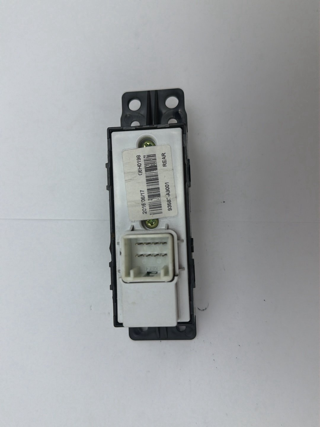 2015-2018 Kia Sedona Rear Right Passenger Side Window Switch 93580-A9001 OEM