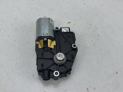 2015-2020 Toyota Sienna Sunroof Moonroof Motor Actuator Assembly B9320-656C OEM