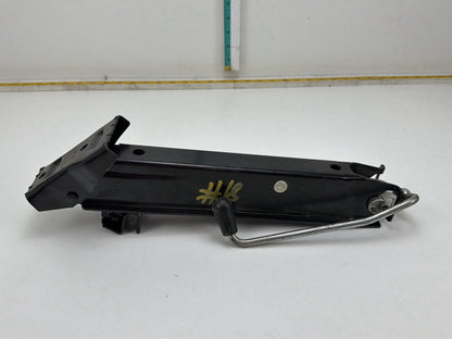 2013-2017 Volkswagen Tiguan Jack/Tool Kit 5N0011031A OEM