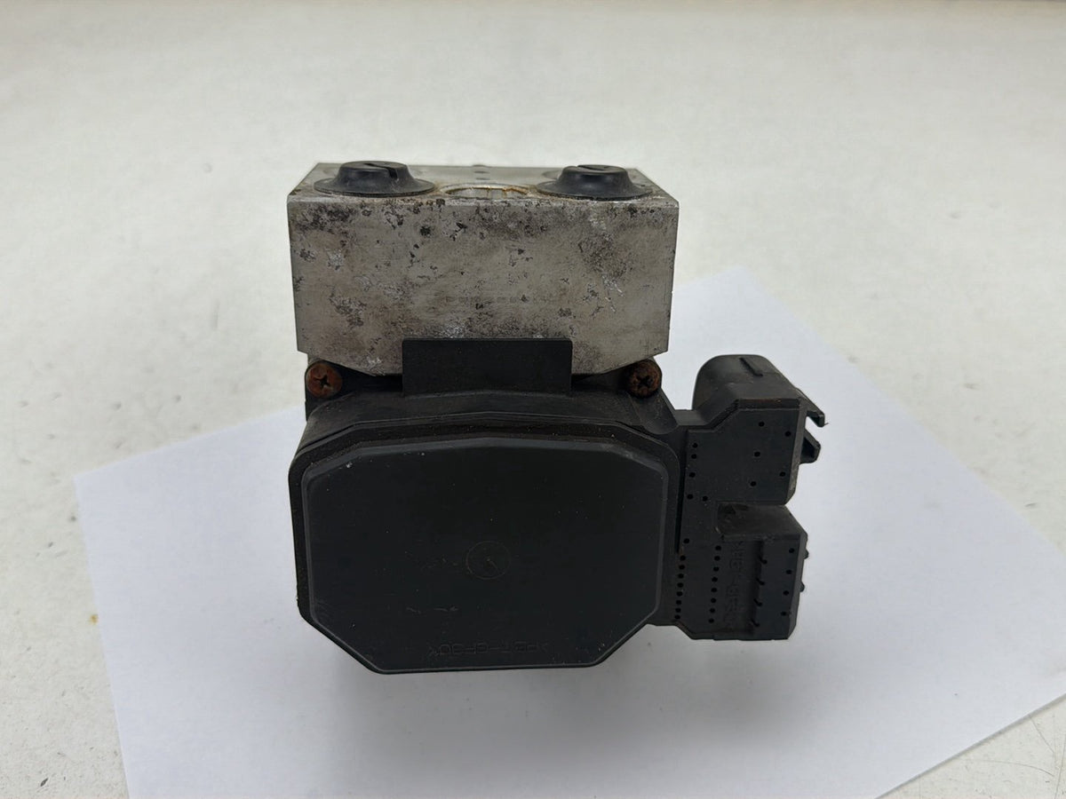 1997-2001 Toyota Camry Anti-Lock Brake ABS Pump Actuator Module 44510-33070 OEM