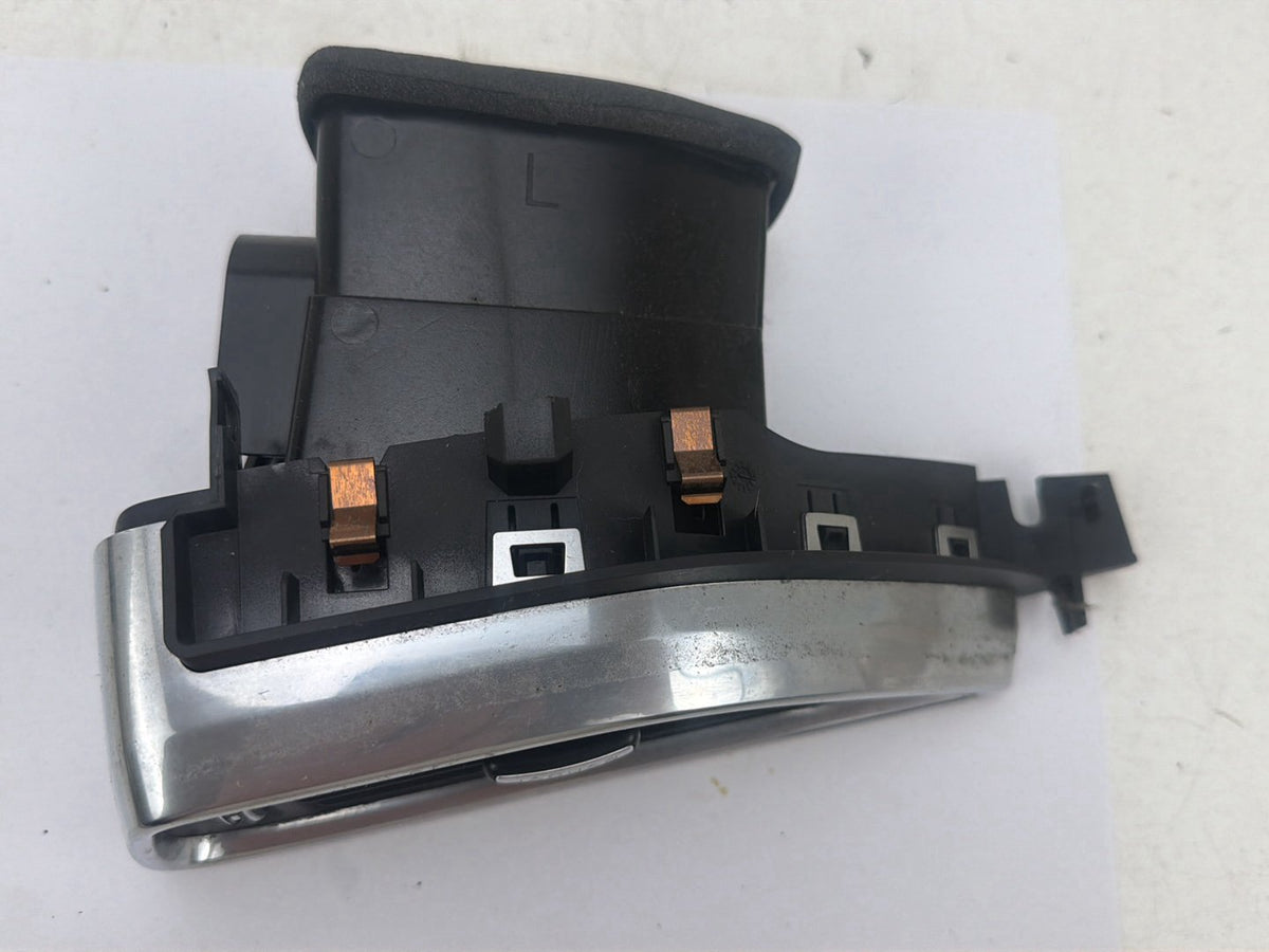 2017-2020 Jaguar F-Pace Front Left Driver Side Outer Dashboard HVAC Air Vent OEM