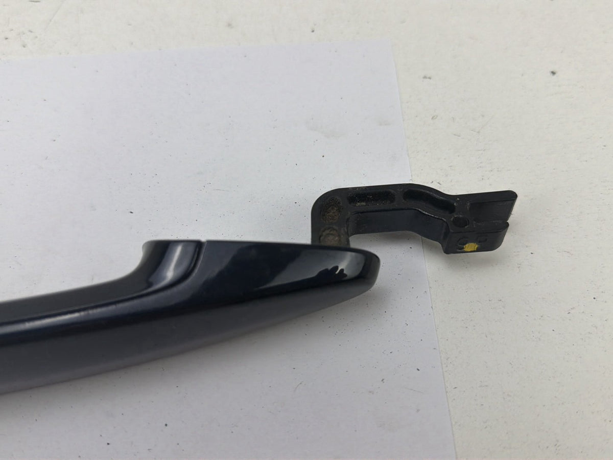 2007-2013 BMW 328xi Right Rear Exterior Door Handle 7123974 OEM