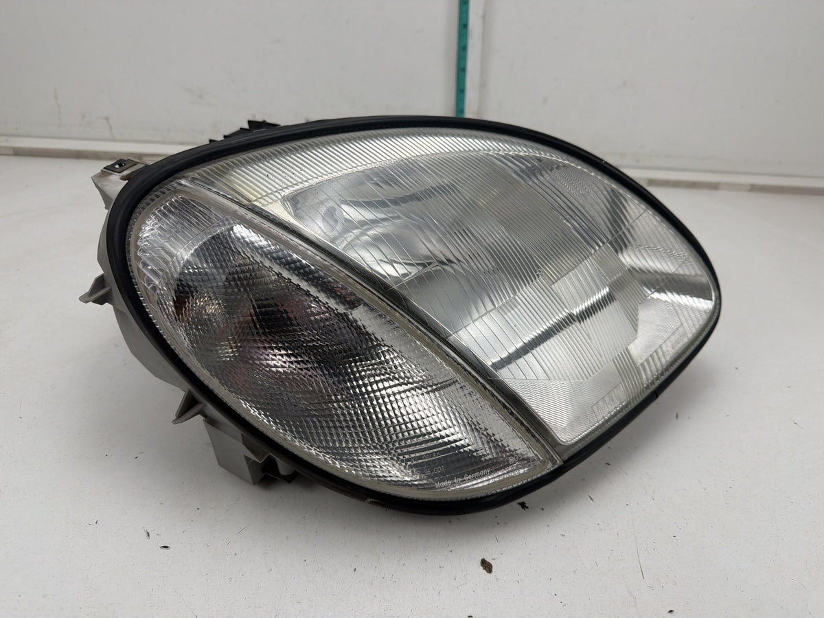 2001-2004 Mercedes-Benz SLK230 Right Passenger Side Halogen Headlight OEM