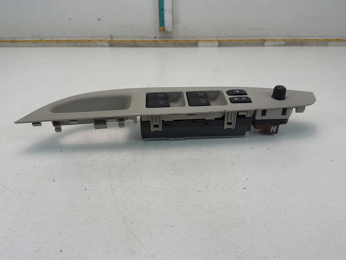 2009-2013 Infiniti G37 Front Left Driver Side Window Switch 25401-JK42E OEM