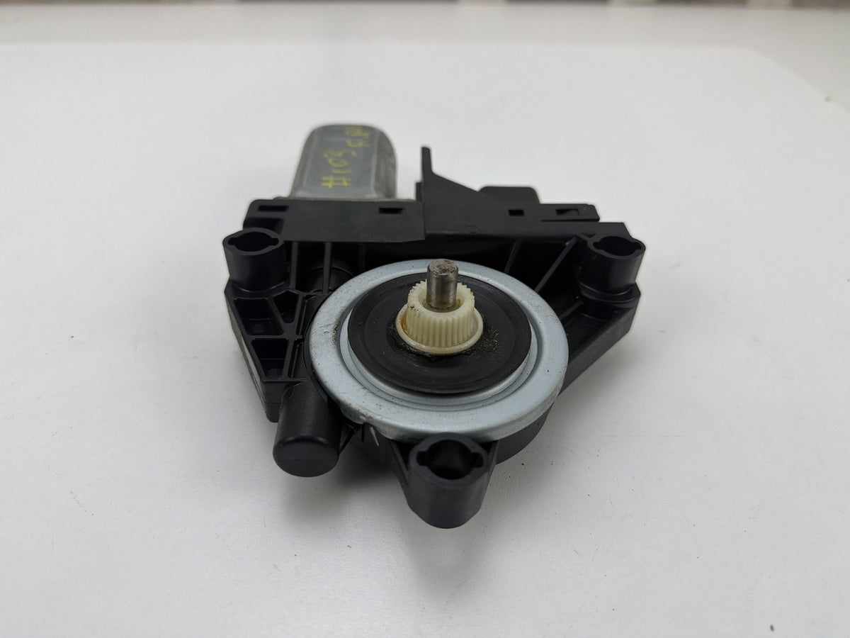 2014-2021 Jeep Grand Cherokee Front Right Side Window Motor 931400-103 OEM