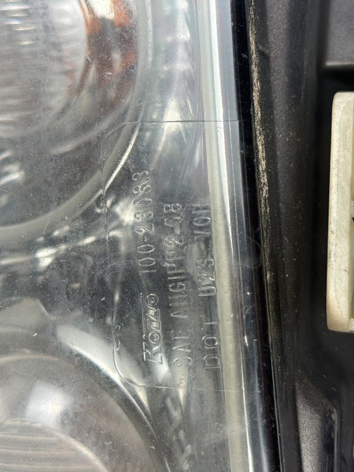 2011-2014 Infiniti QX56 Front Left Driver Side Headlight Headlamp 100-23033 OEM