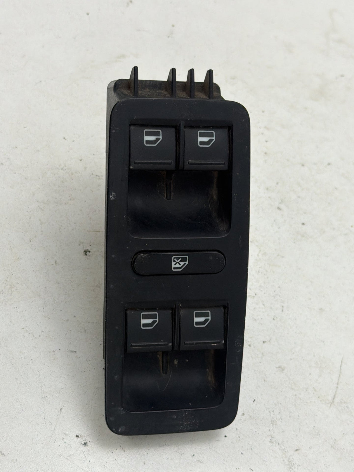 2012-2020 Volkswagen Passat Front Left Side Door Master Power Window Switch OEM