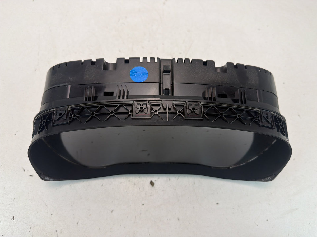 2012-2015 Volkswagen Passat Speedometer Instrument Cluster 561920970D OEM
