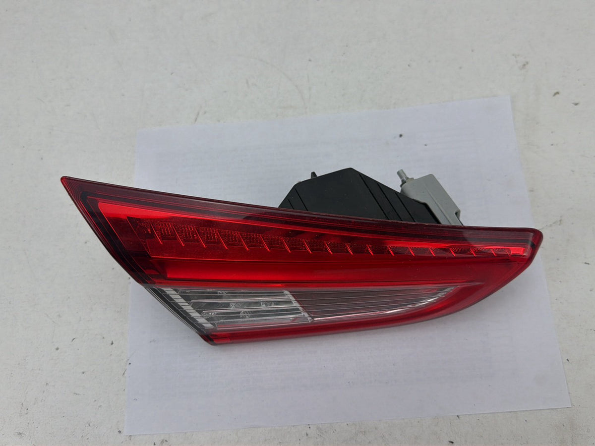 2014-2017 Maserati Ghibli Rear Left Driver Side Inner Tail Light 03553000 OEM
