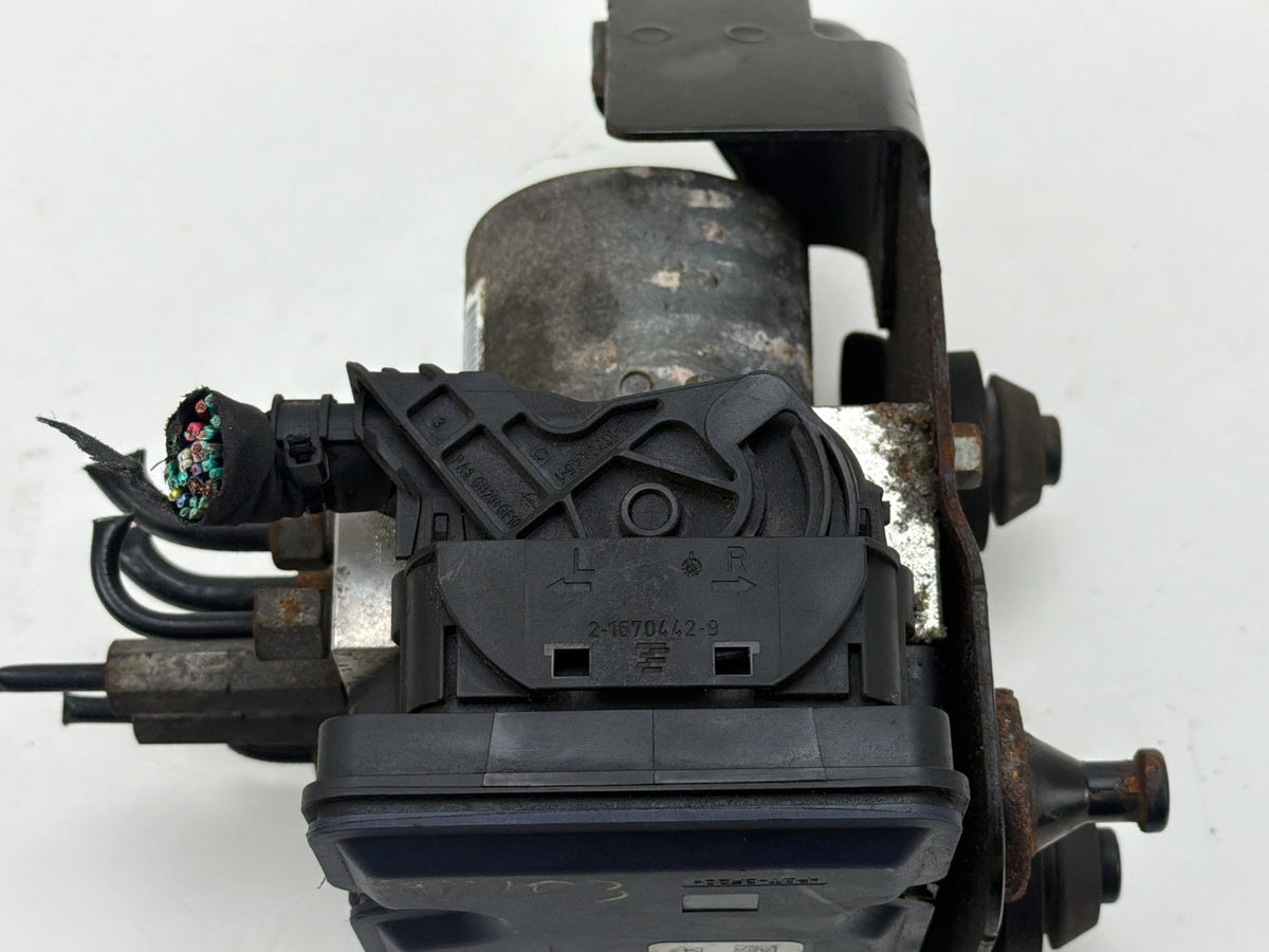 2013-2015 Jeep Grand Cherokee Anti-lock Brake Abs Pump Module 68227200AD OEM