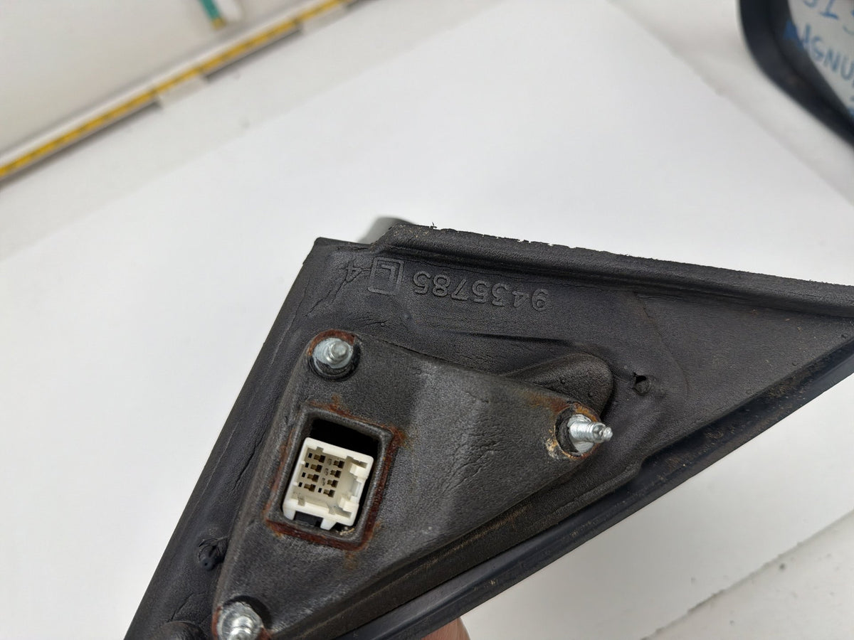 2006-2010 Dodge Charger Front Left Driver Side View Door Mirror 9435785 OEM