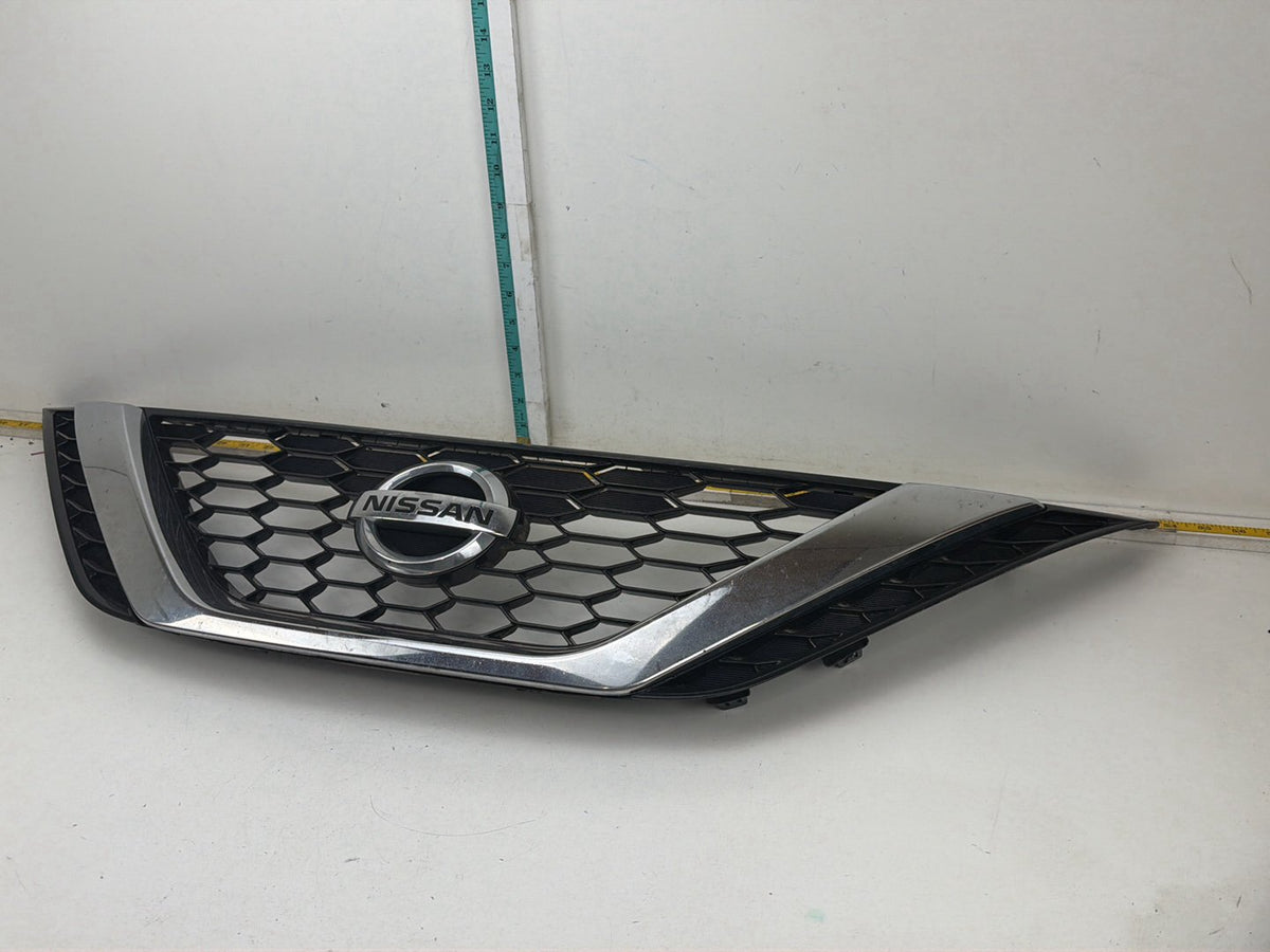 2017-2019 Nissan Sentra B17-Front Bumper Radiator Support Cover Grille 62310-3YU0D OEM