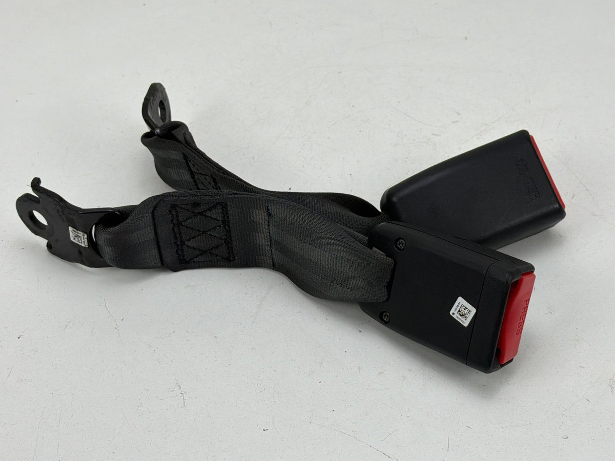2014-2016 Kia Cadenza Rear Left & Center Seat Belt Buckle x2 OEM