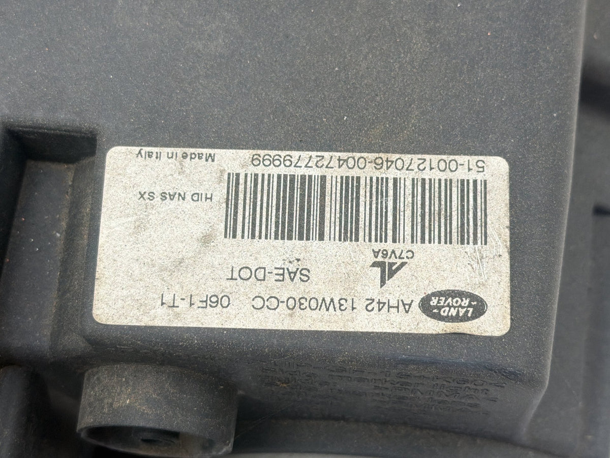 2010-2012 Land Rover Range Rover Front Left Side Headlight AH42 13W030-CC OEM