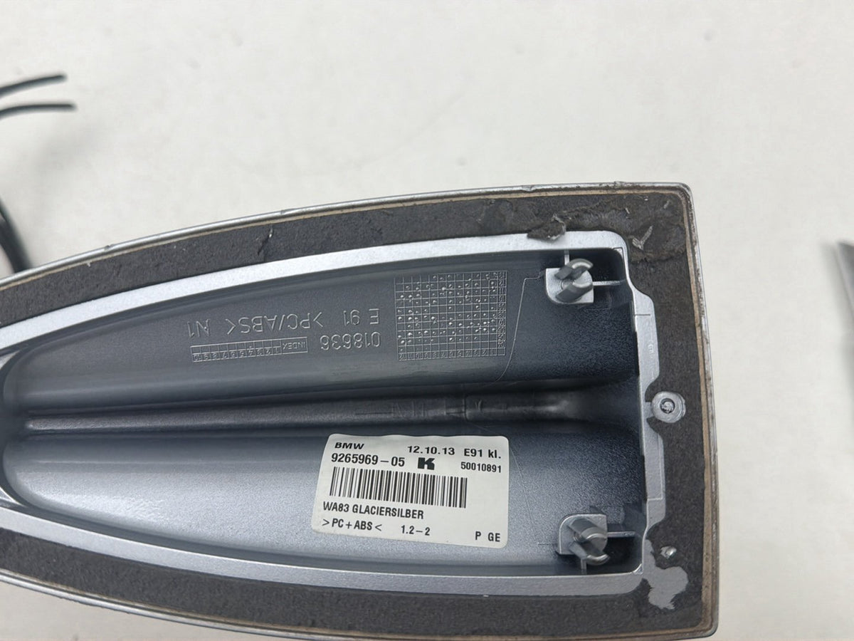 2011-2017 BMW X1 E84 Roof Shark Fin GPS Navigation Antenna Module 9209431-01 OEM