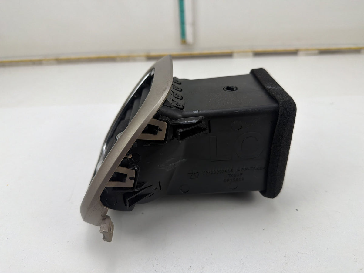 2014-2021 Jeep Grand Cherokee Front Left Driver Side Dash AC Heater Air Vent OEM